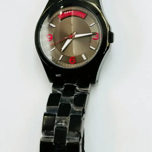 MARC JACOBS
