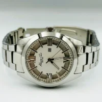 KENNETH COLE